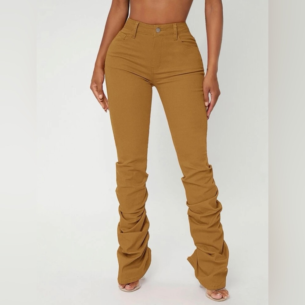SHEIN SXY High Waisted Ruched Stacked Jeans